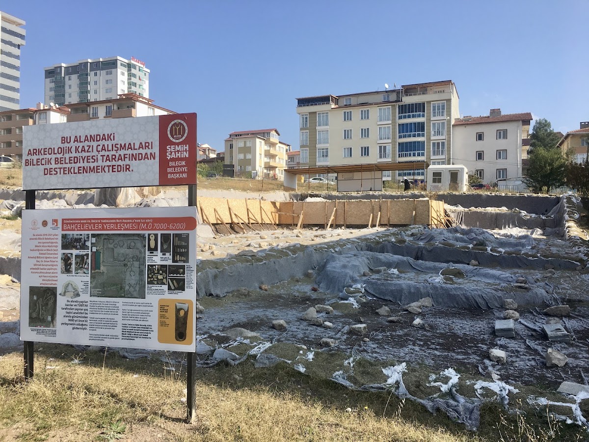 Bahçelievler Kazısı — Bilecik