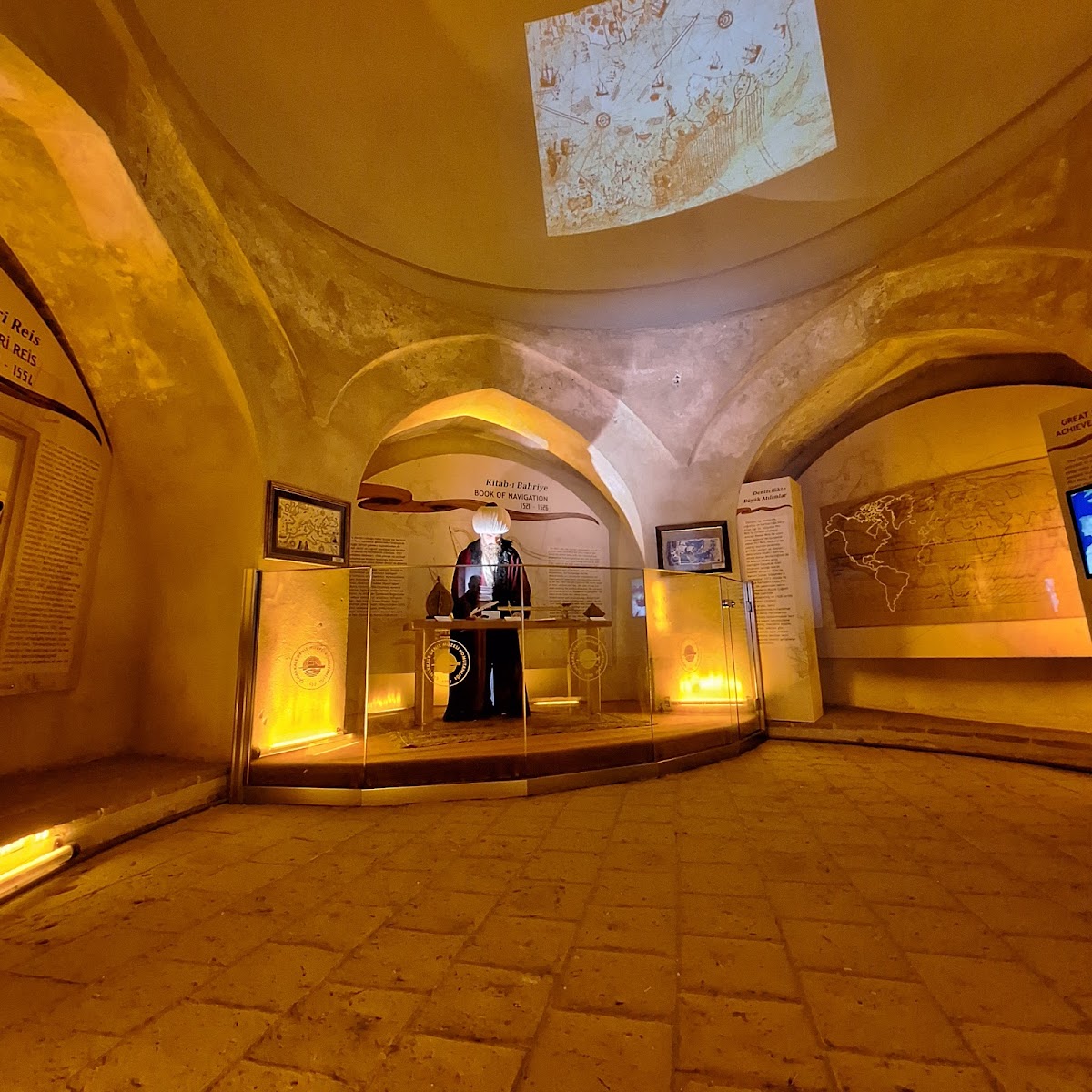 Piri Reis Galerisi — Çanakkale