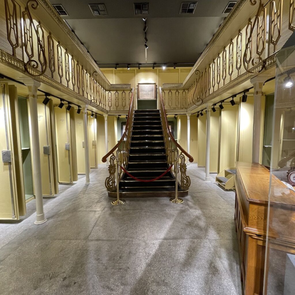 Müzeler 4 ChIJLSplKY1P0xQRnYLu9g9SSsg