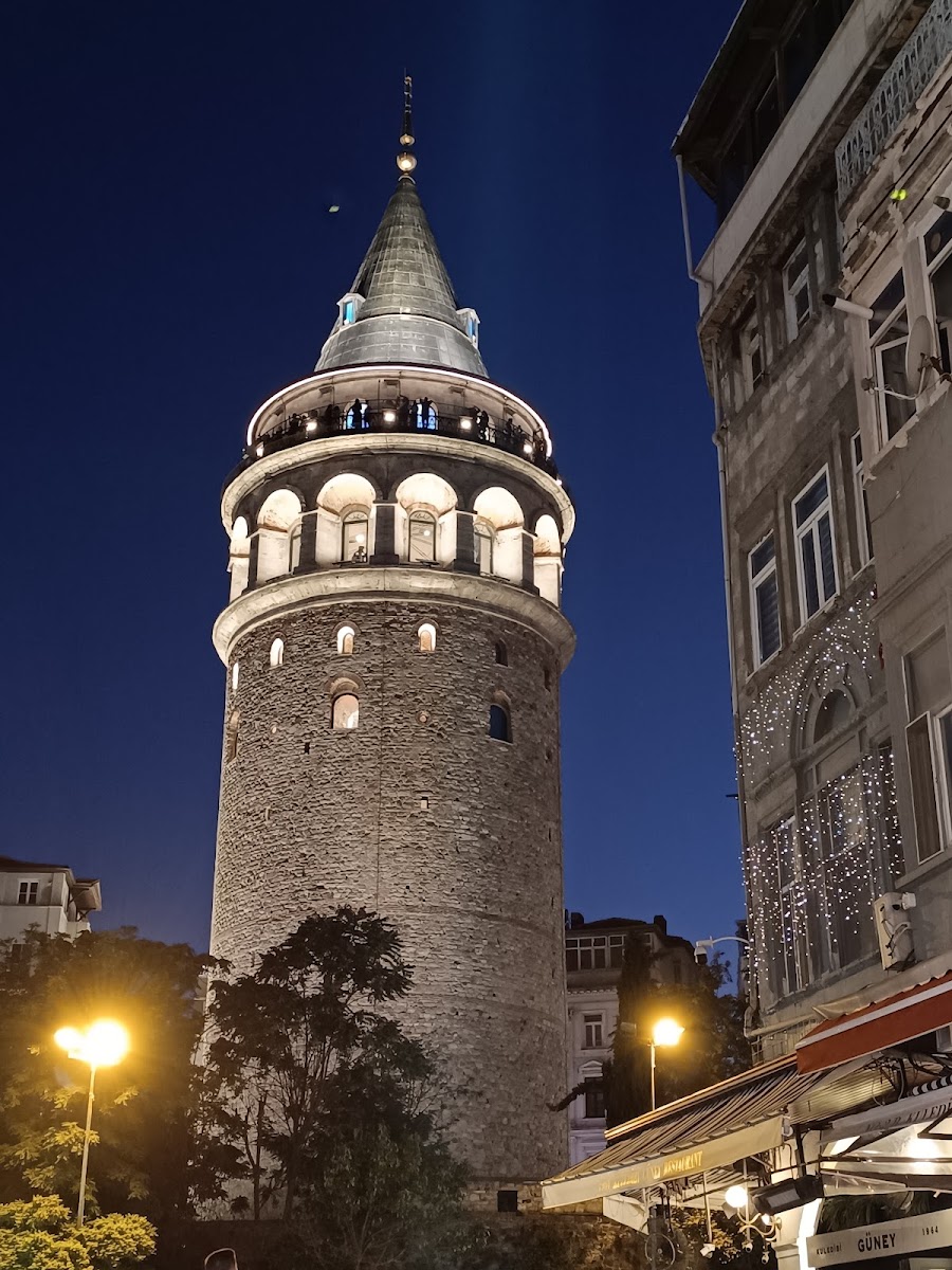 Galata Kulesi — İstanbul