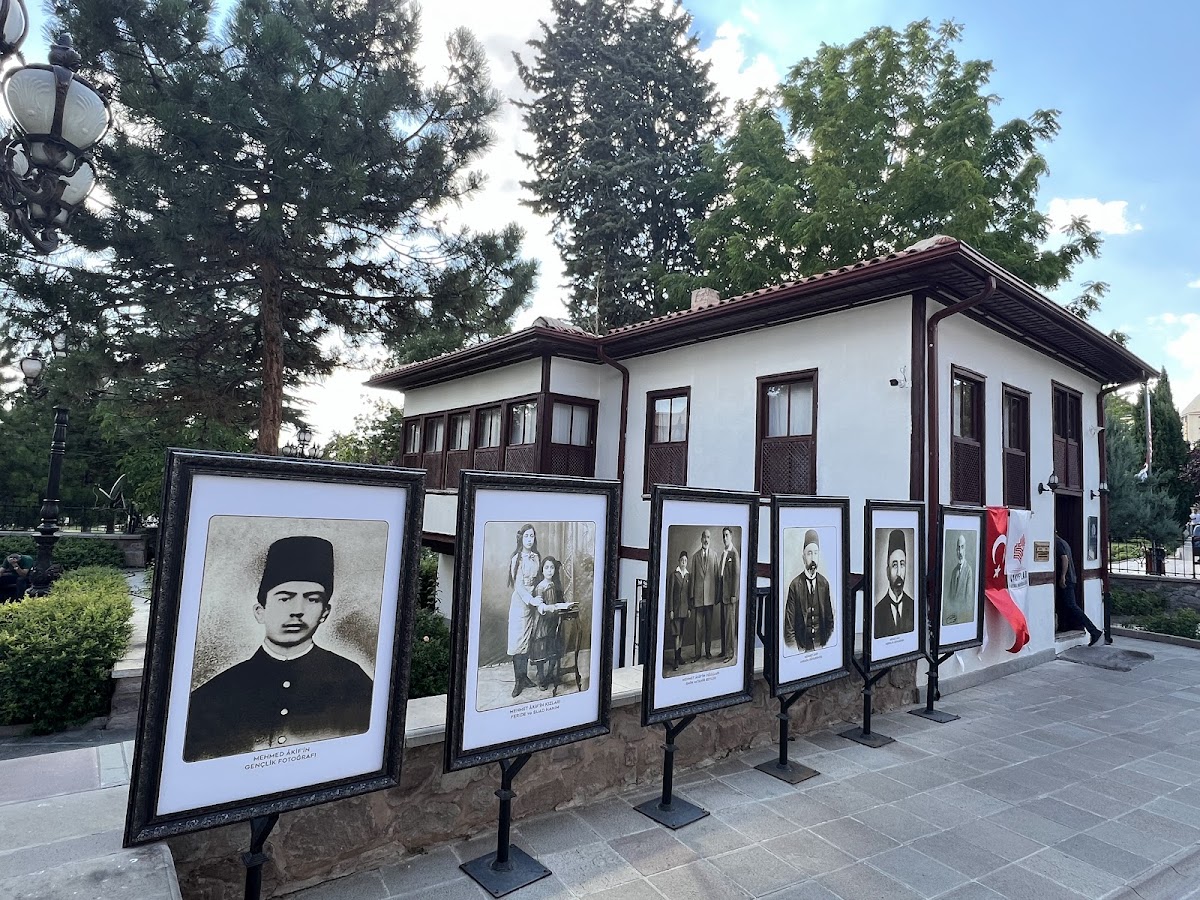Mehmet Akif Ersoy Evi Müzesi 2 Mehmet Akif Ersoy Evi Müzesi