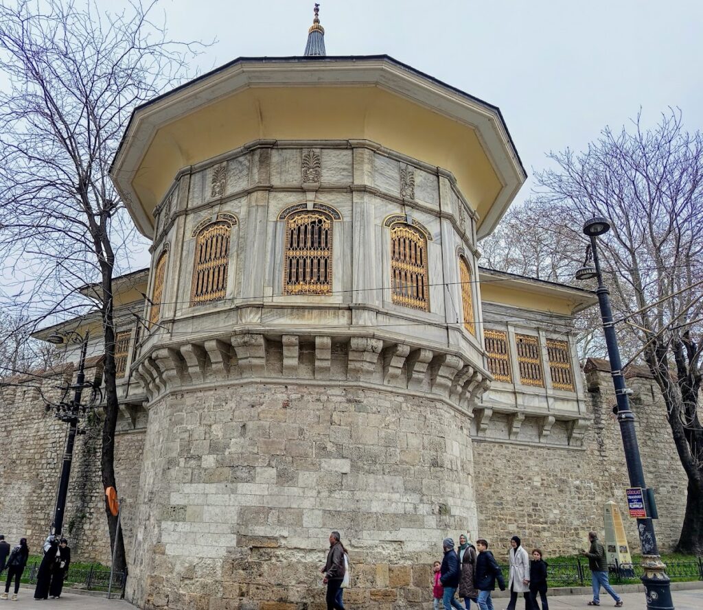 Müzeler 6 ChIJdWDVsb 5yhQR8UqkTCIGfzg