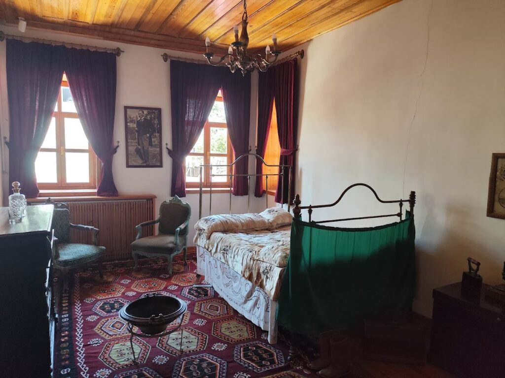 Nevşehir MüzeKart Geçen Yerler 11 ChIJez8qAFGAKhUR58etiuoajI8