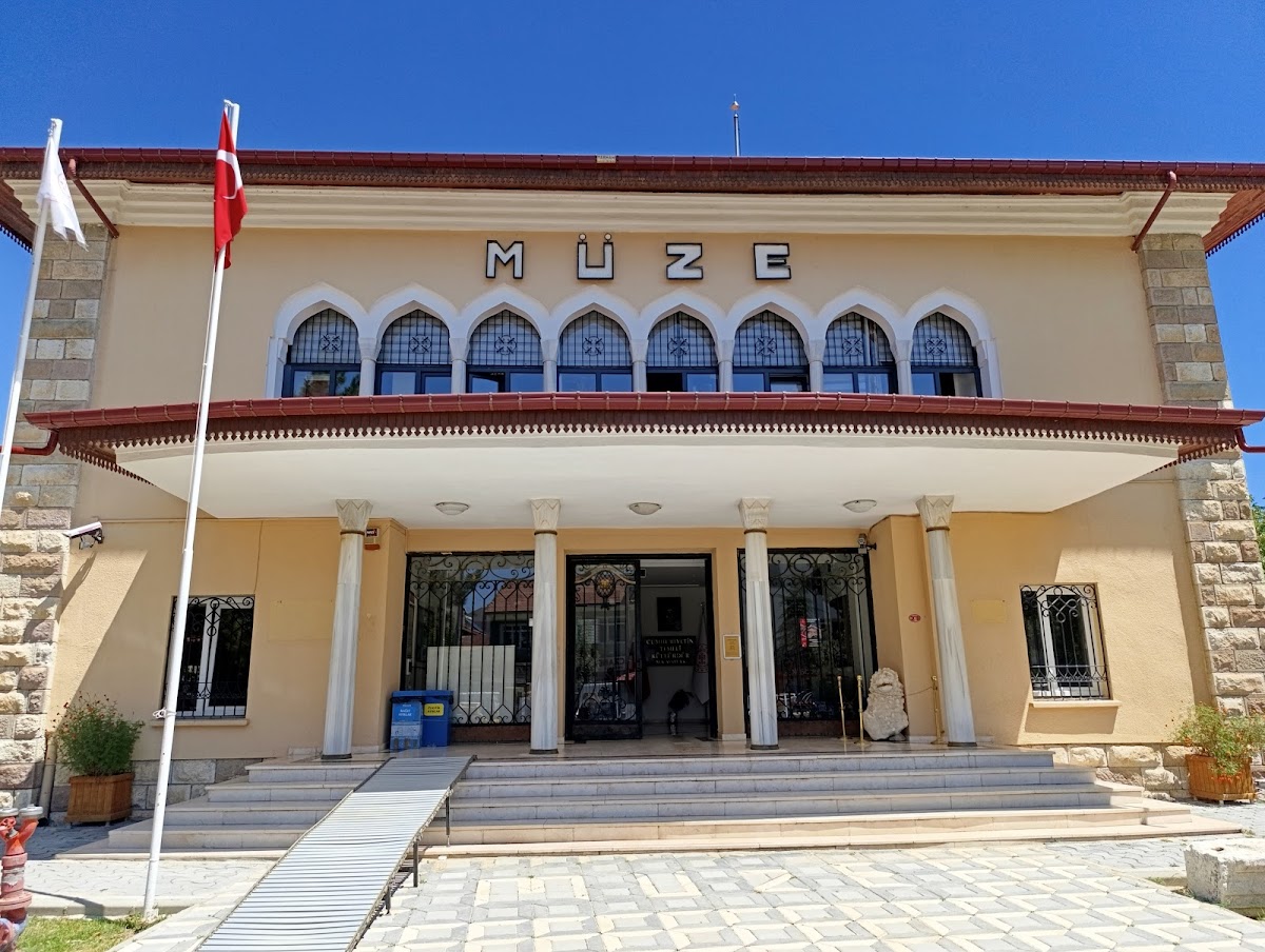 Yalvaç Müzesi 2 Yalvaç Müzesi