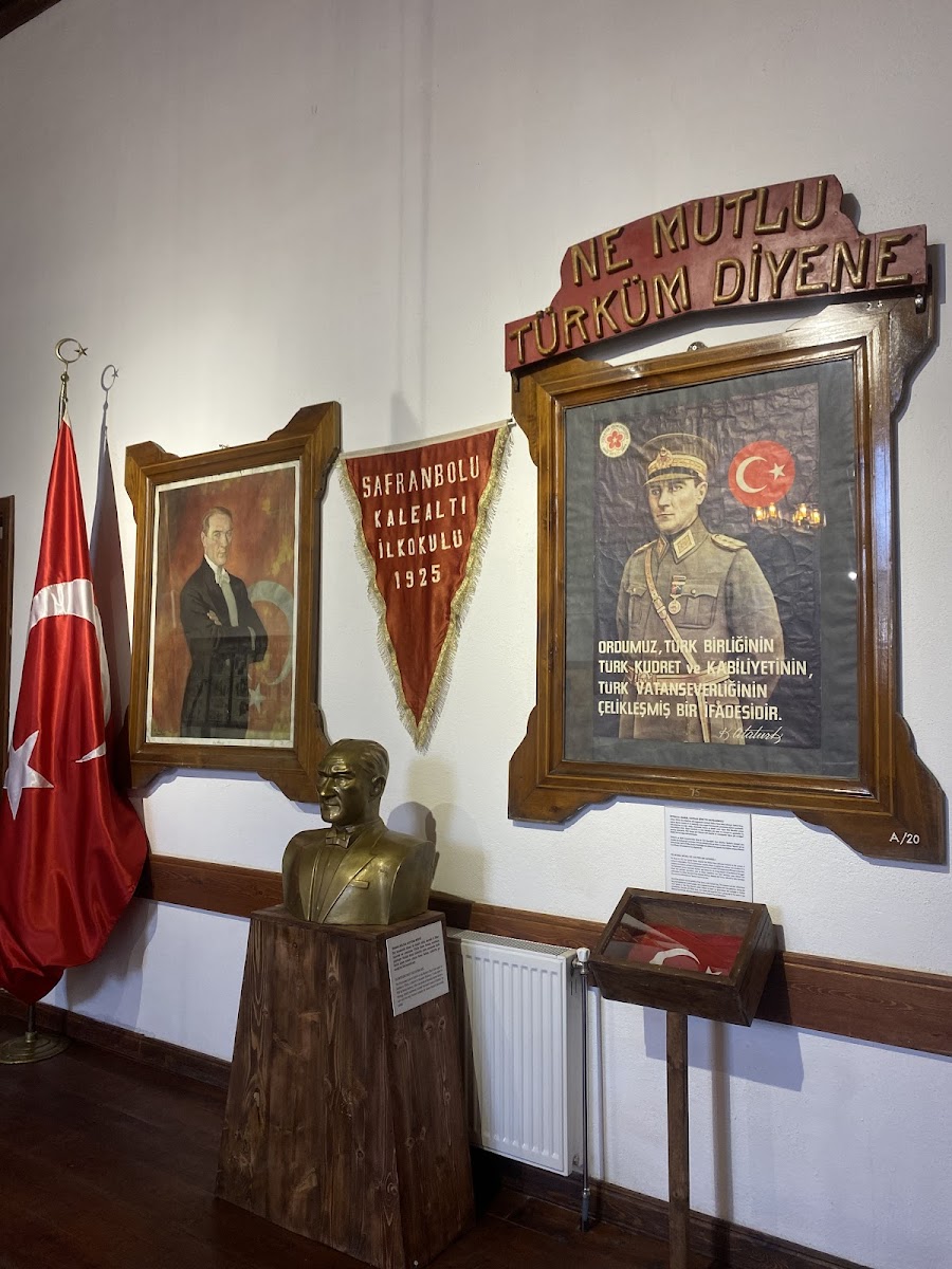 Kalealtı Eğitim ve Kent Tarihi Müzesi 2 Kalealtı Eğitim ve Kent Tarihi Müzesi