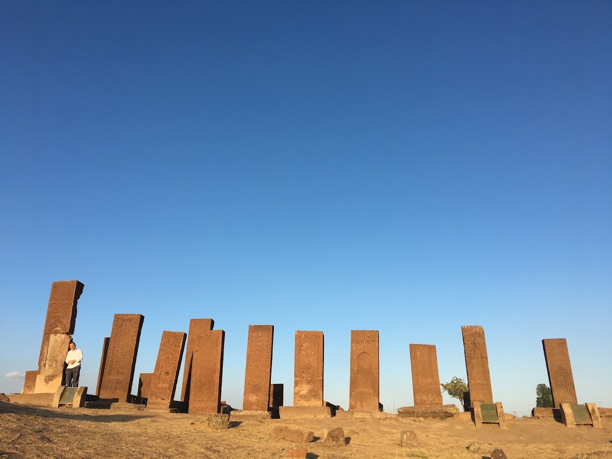 Ahlat Selçuklu Mezarlığı 2 Ahlat Selçuklu Mezarlığı