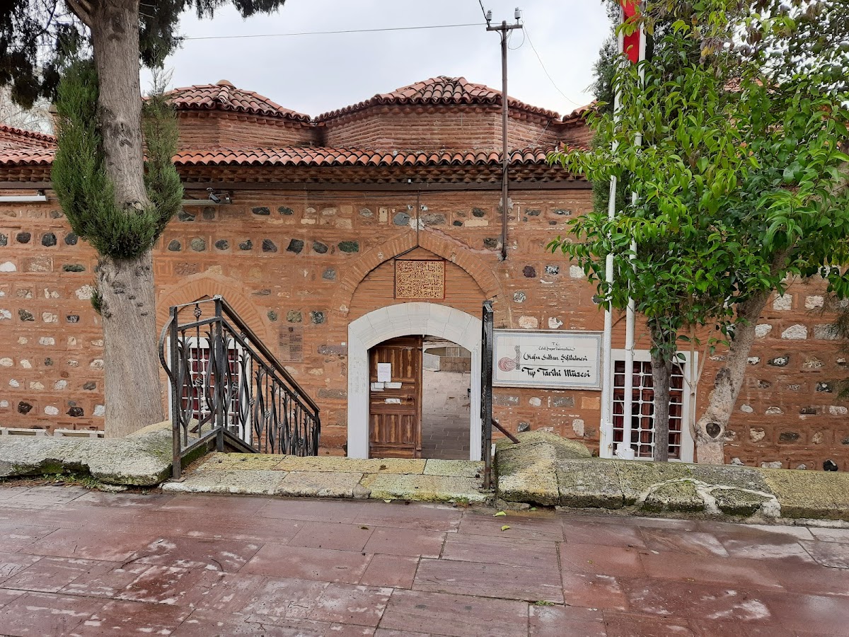 Manisa Celal Bayar Üniversitesi Ayşe Hafsa Sultan Tıp Tarihi Müzesi 2 Manisa Celal Bayar Üniversitesi Ayşe Hafsa Sultan Tıp Tarihi Müzesi