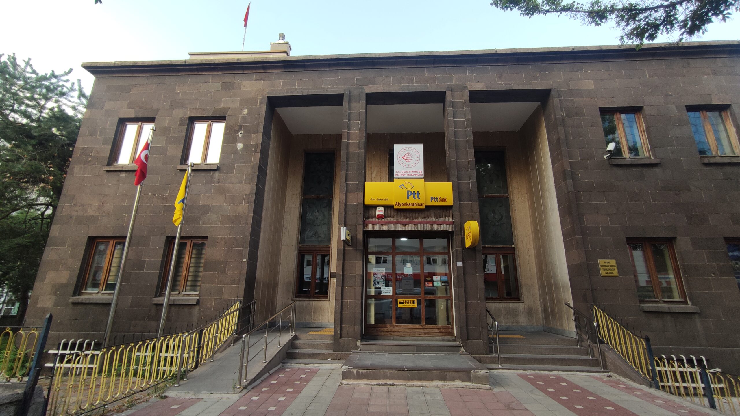 Postane Binası, Afyonkarahisar