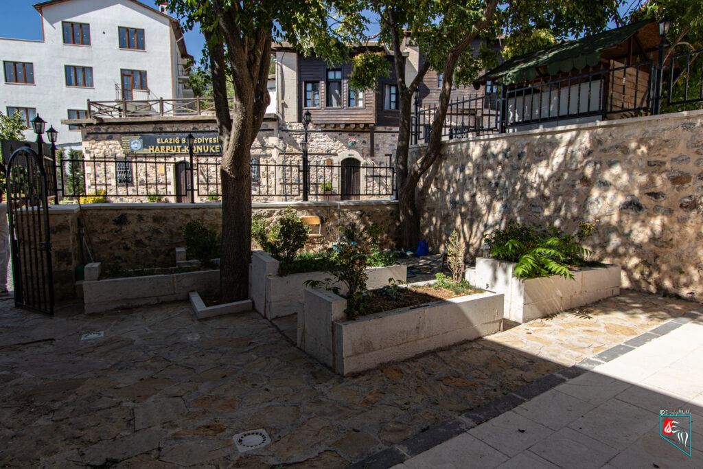Ahmet Bey Camii Haziresi