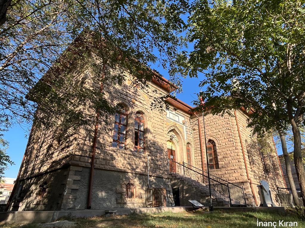 Aksaray İl Halk Kütüphanesi