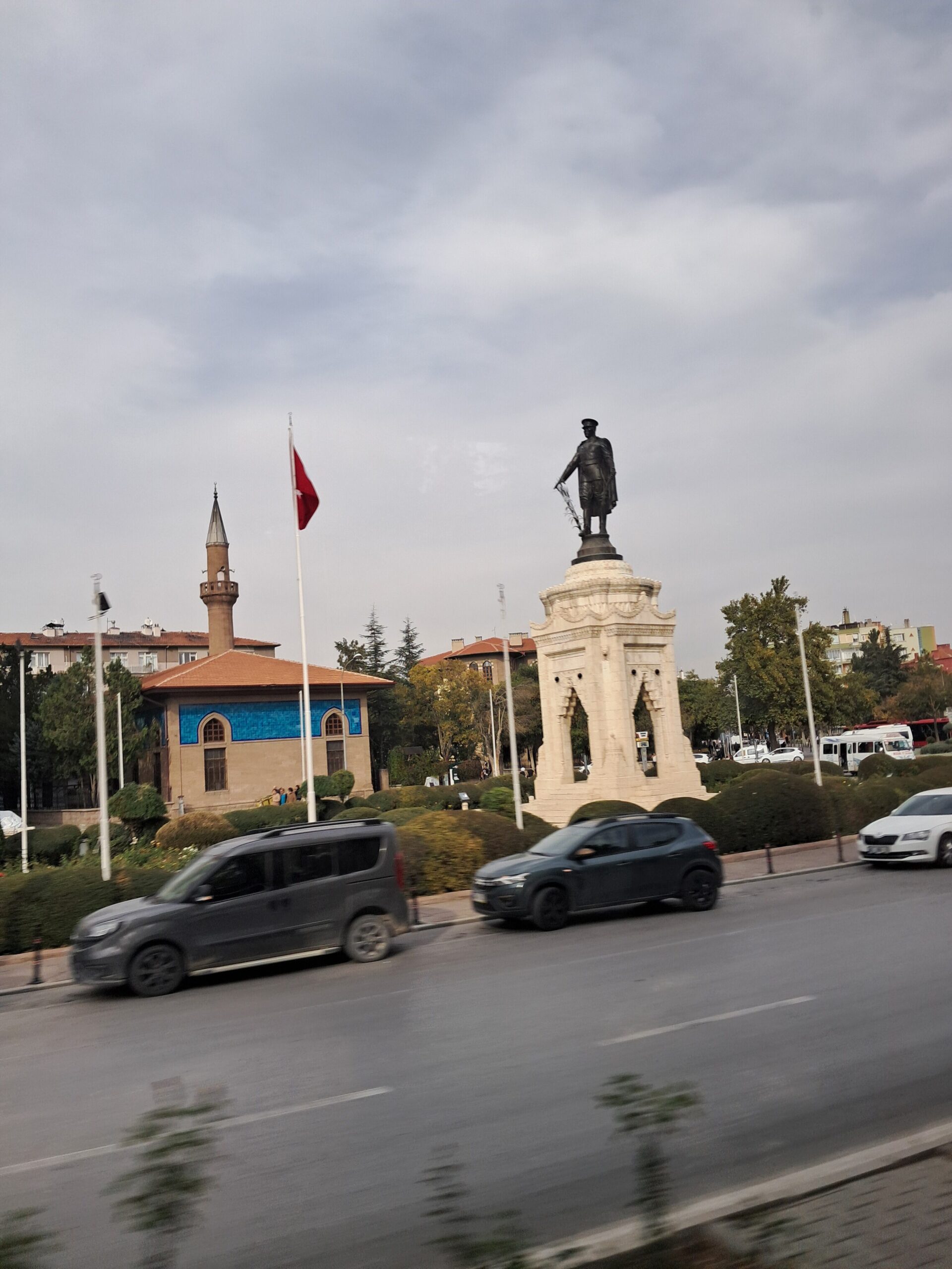 Amber Reis Camii