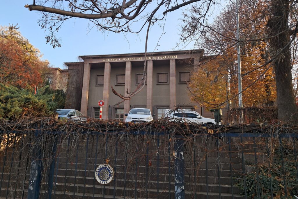 Ankara Üniversitesi Hukuk Fakültesi Binası
