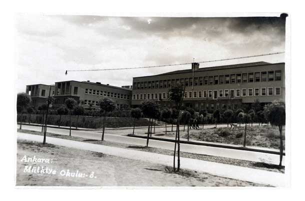 A.Ü Siyasal Bilgiler Fakültesi