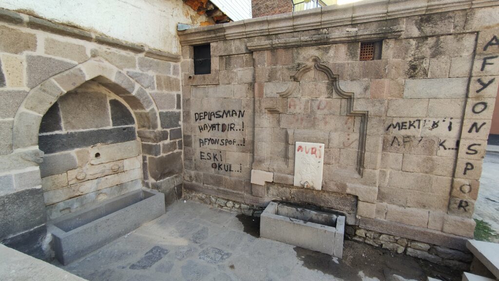 Arap Mescidi Çeşmesi