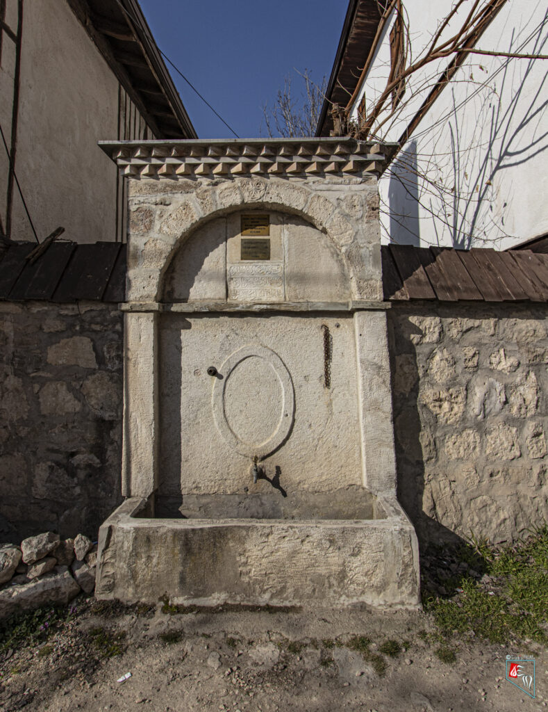 Aşağı Mahalle Çeşmesi, Yörük