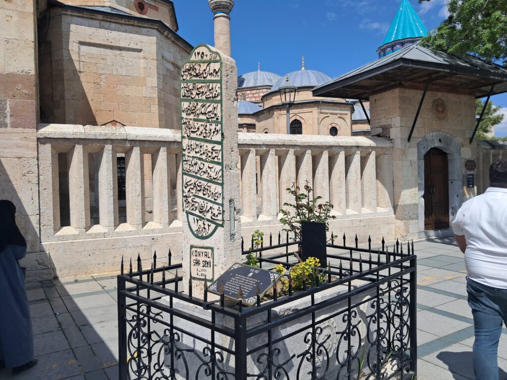 Aşık Şem’i Kabri