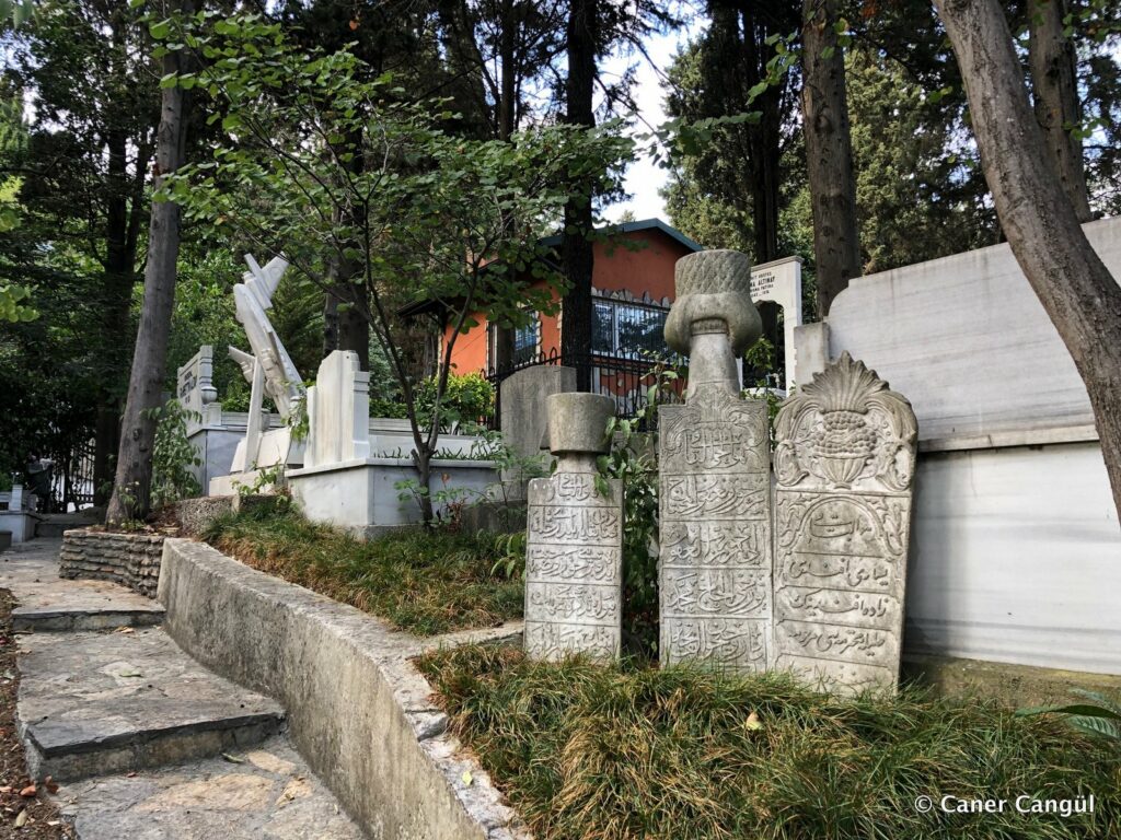 Aşiyan Mezarlığı