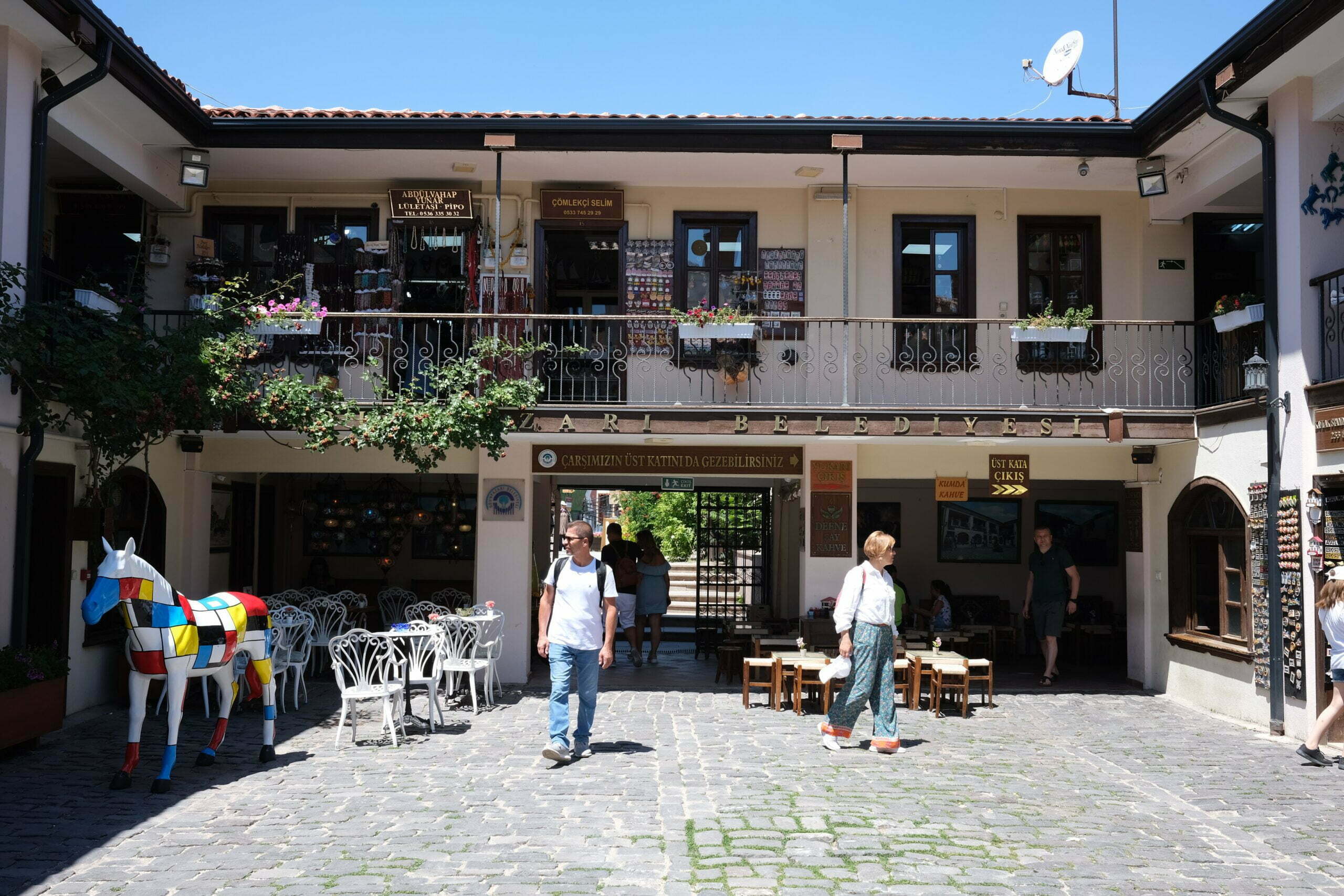 Atlıhan Çarşısı