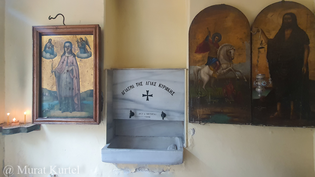 Ayios Ioanis Prodromos Ayazması, Salma Tomruk