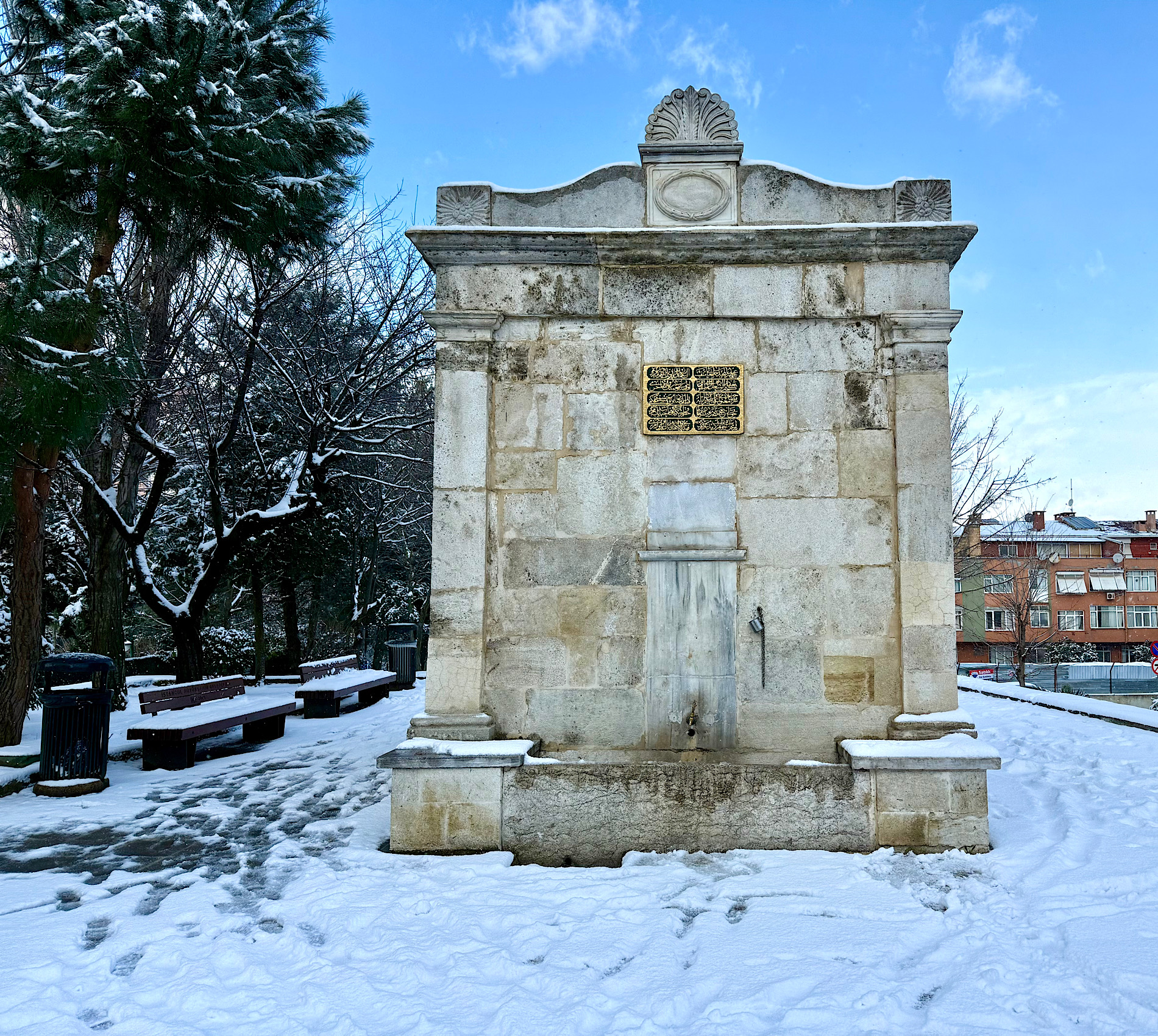 Baba Oğul Çeşmesi