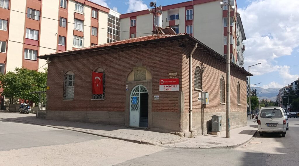 Bağdatlı Camii