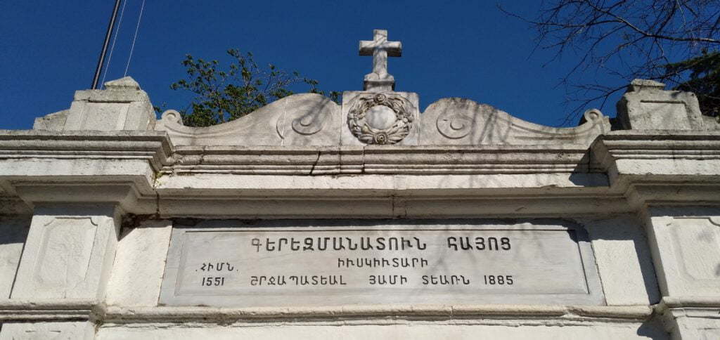 Bağlarbaşı Surp Garabed Ermeni Mezarlığı
