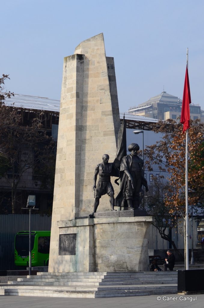 Barbaros Anıtı