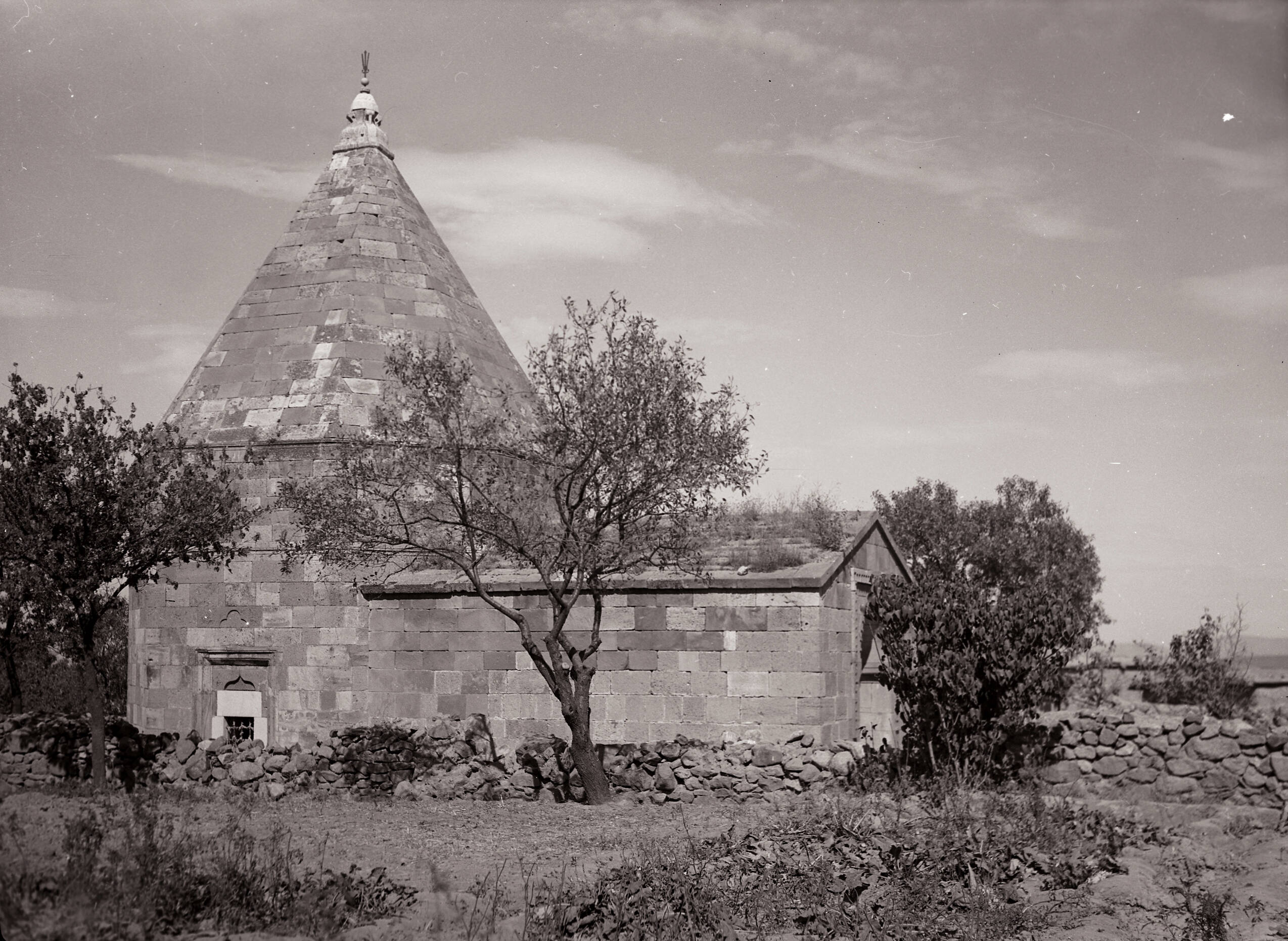 Bektaş Efendi Türbesi