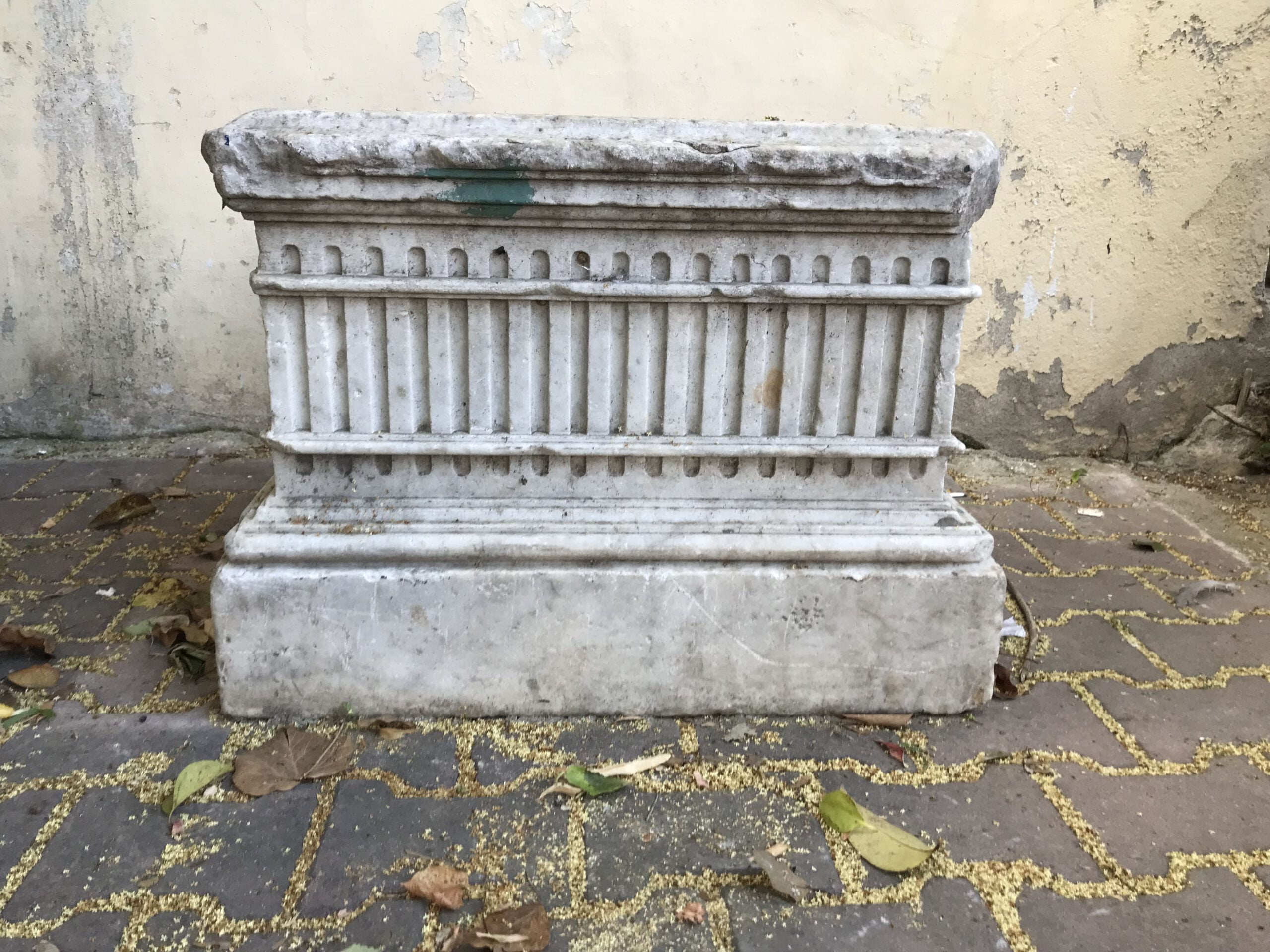 Binek Taşı, Yıldız Parkı
