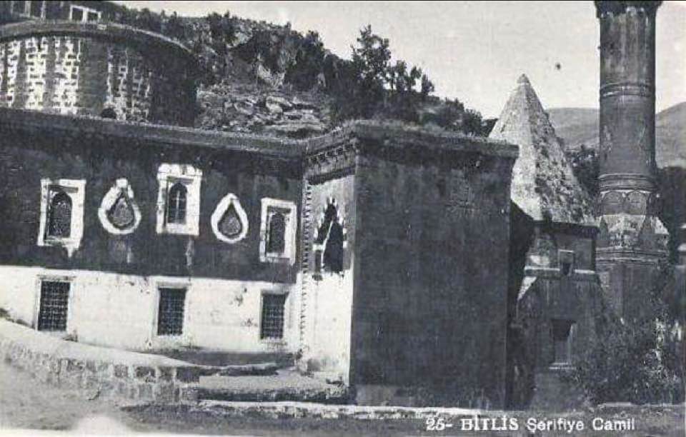 Bitlis Şerefiye Camii