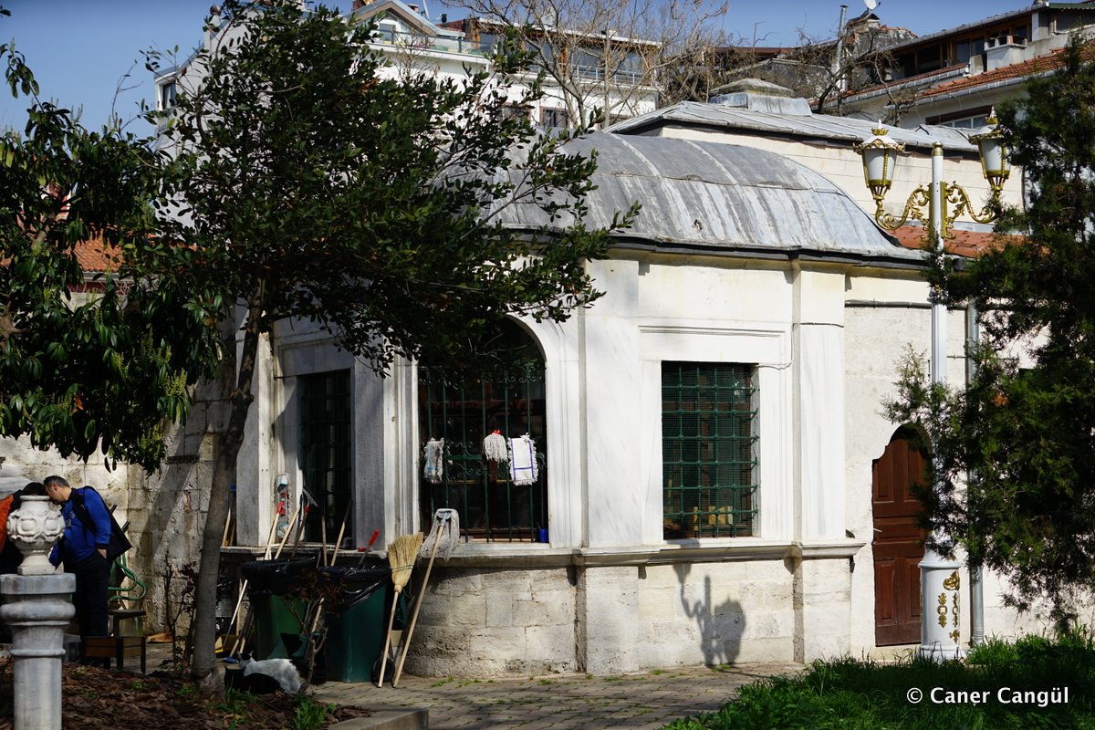 Büyük Selimiye Camii Muvakkithanesi