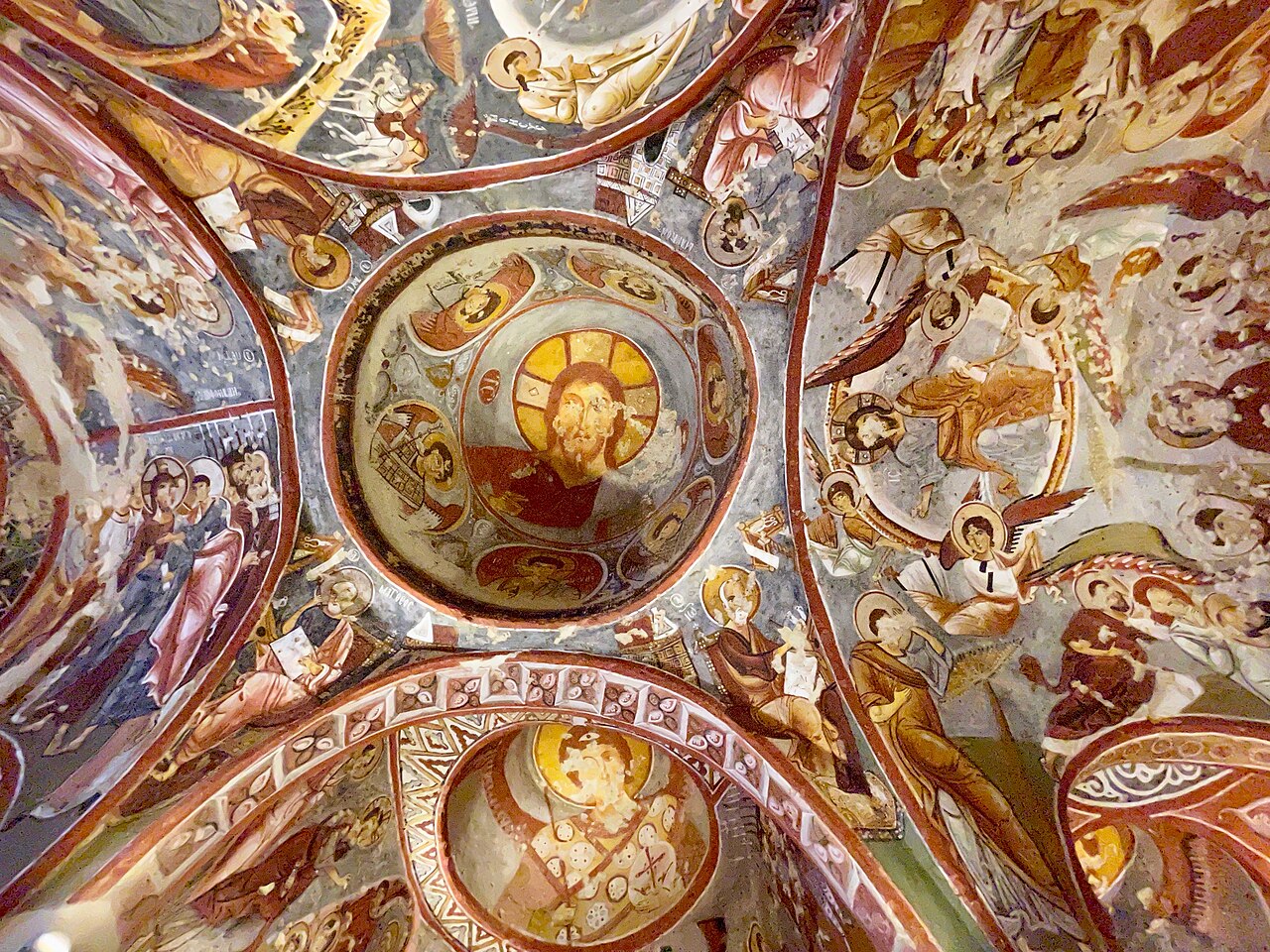 Çarıklı Kilise