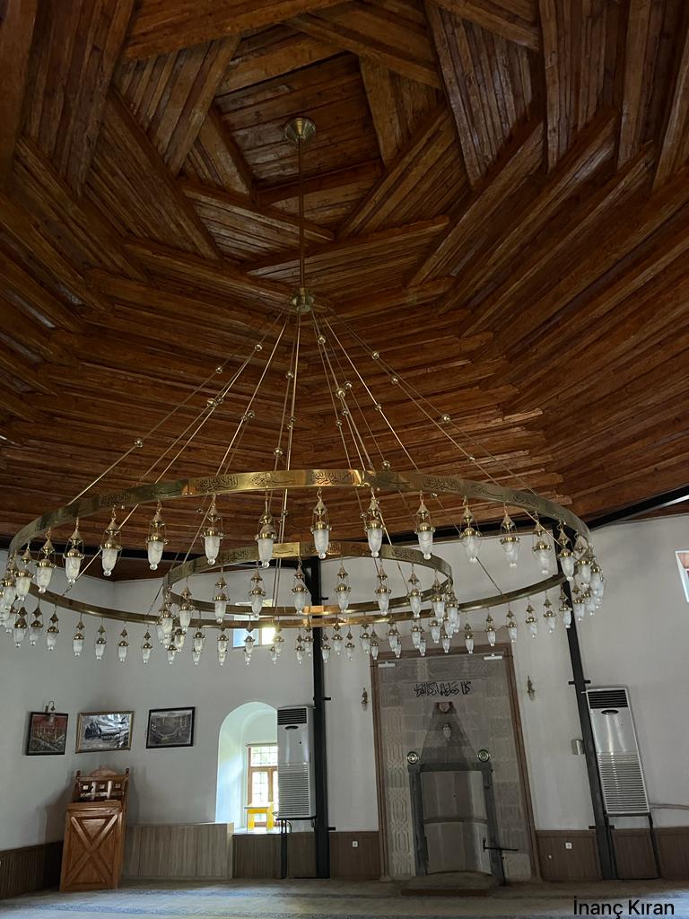Çarşı Camii