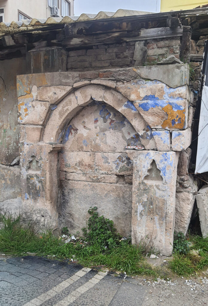 Çeşme, Dumlupınar