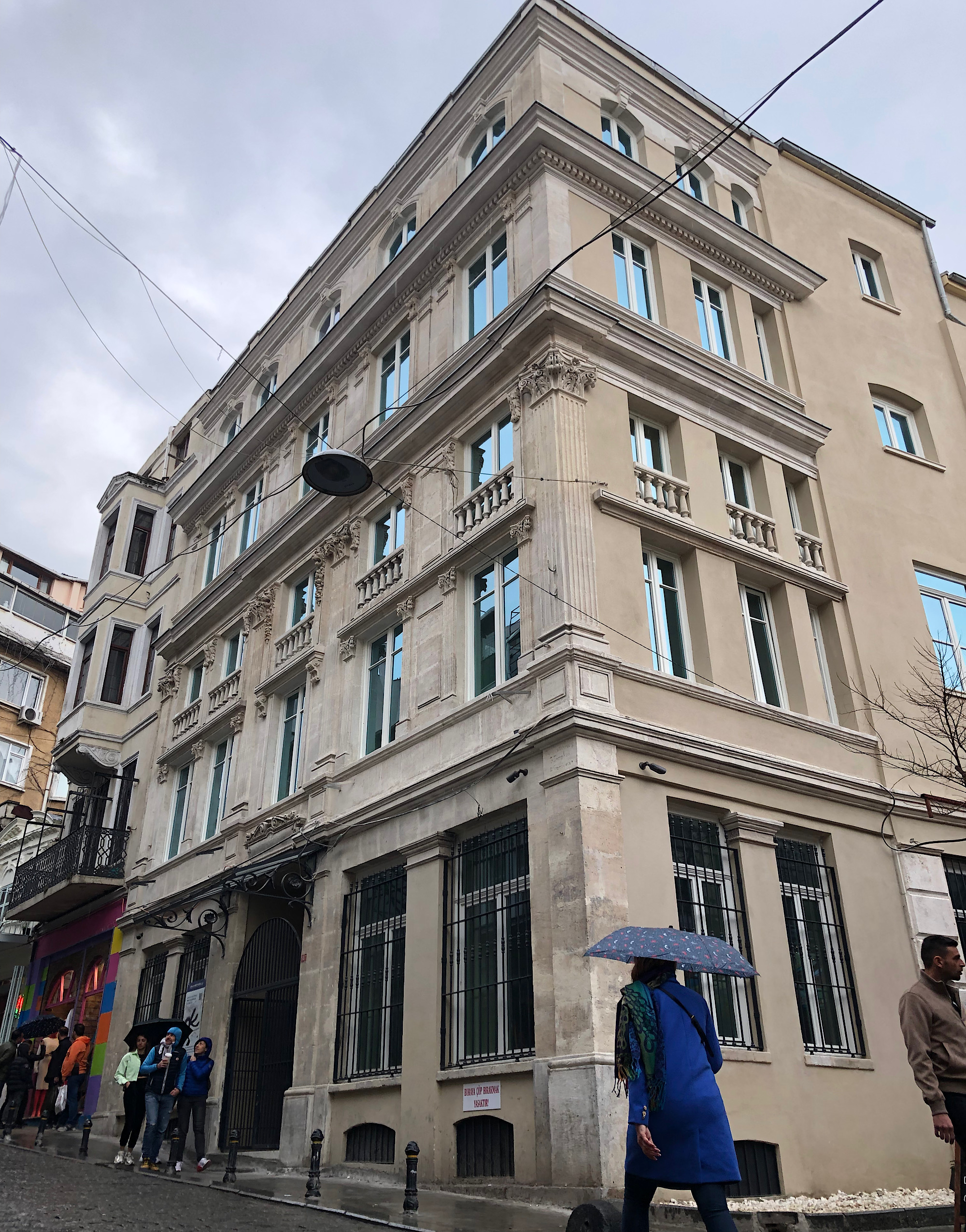 Club Teutonia Binası