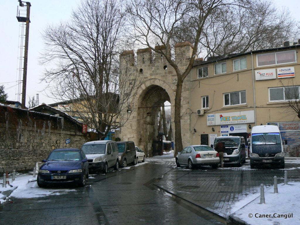 Demir Kapı