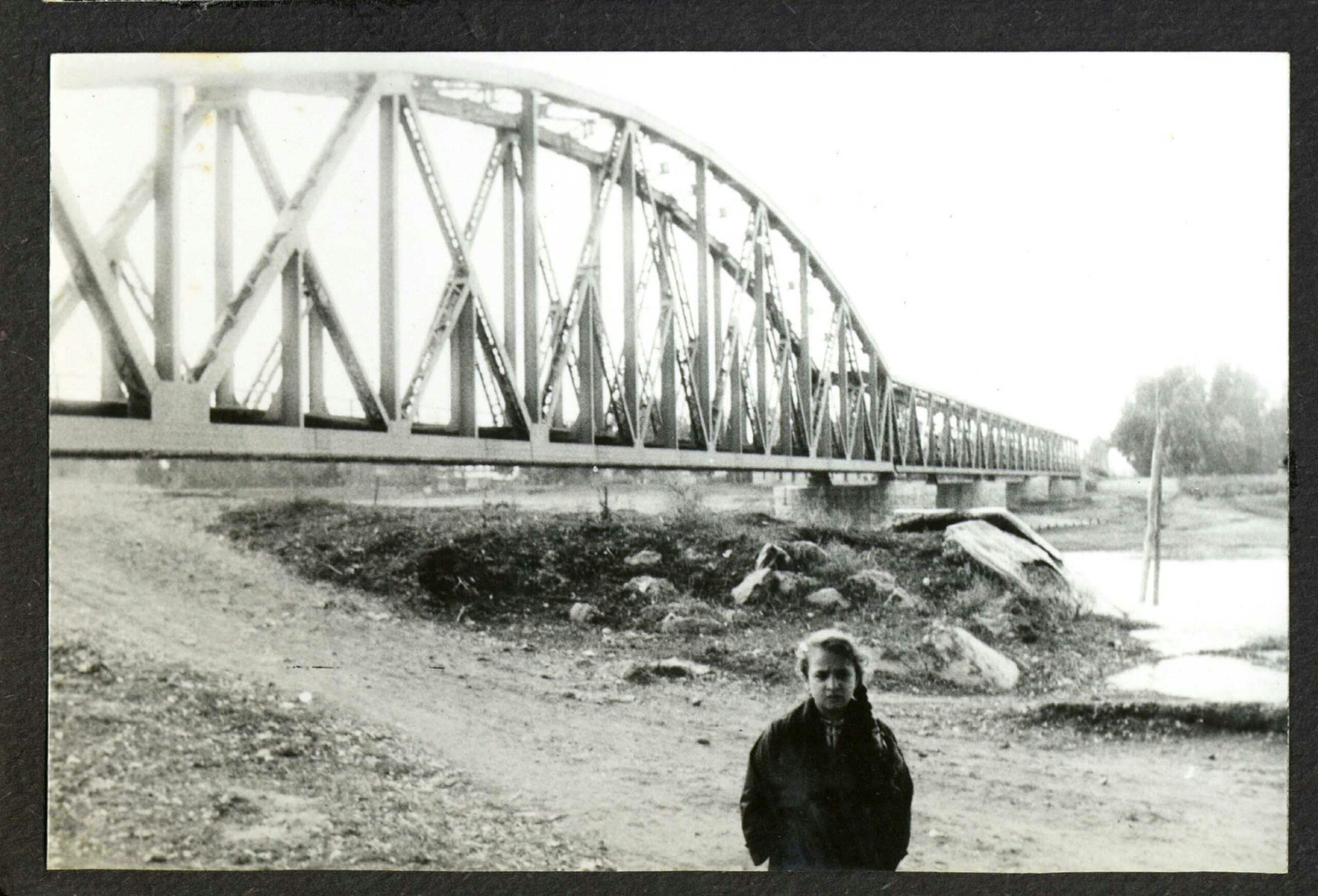 Bir Ailenin Seyahat Fotoğraflarında Demirköprü