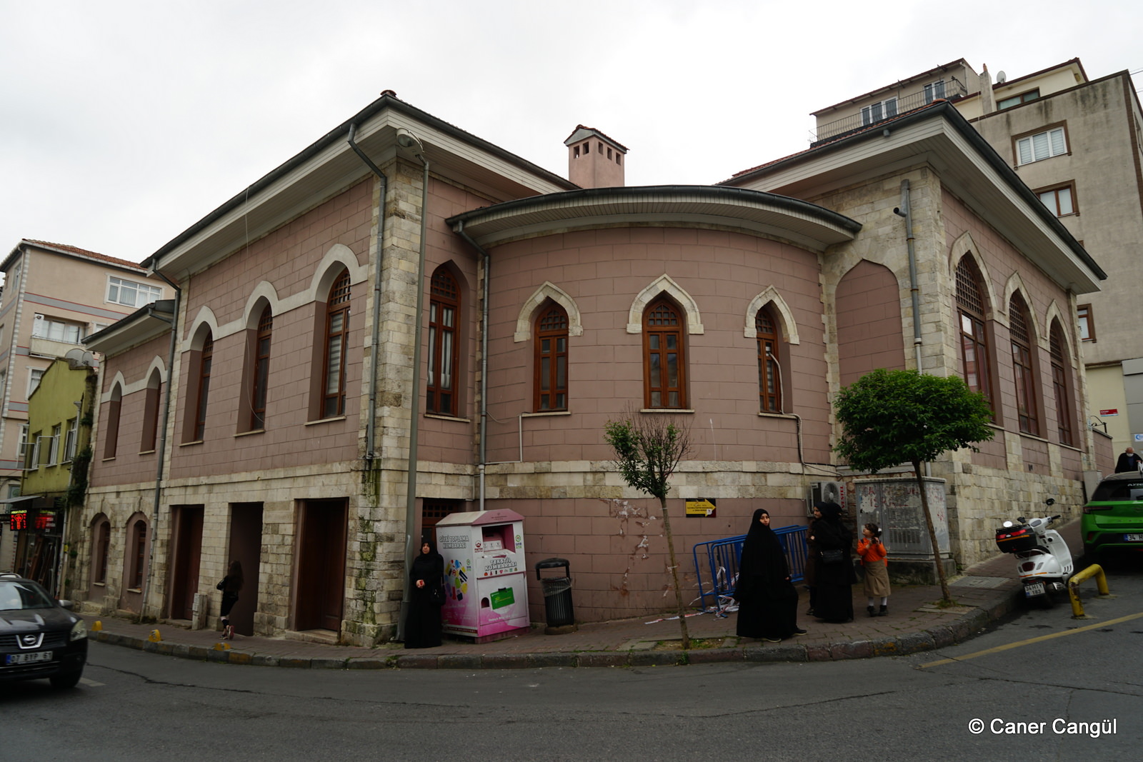 Derviş Ali Okulu