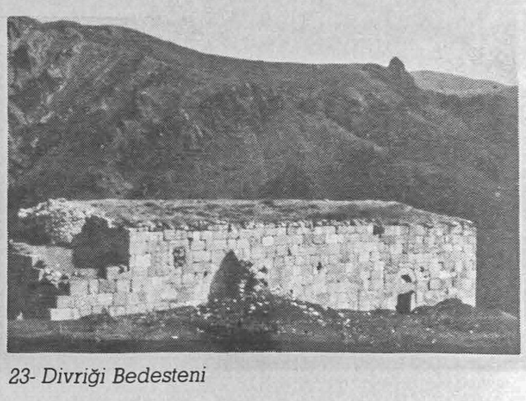 Divriği Bedesteni Kalıntısı