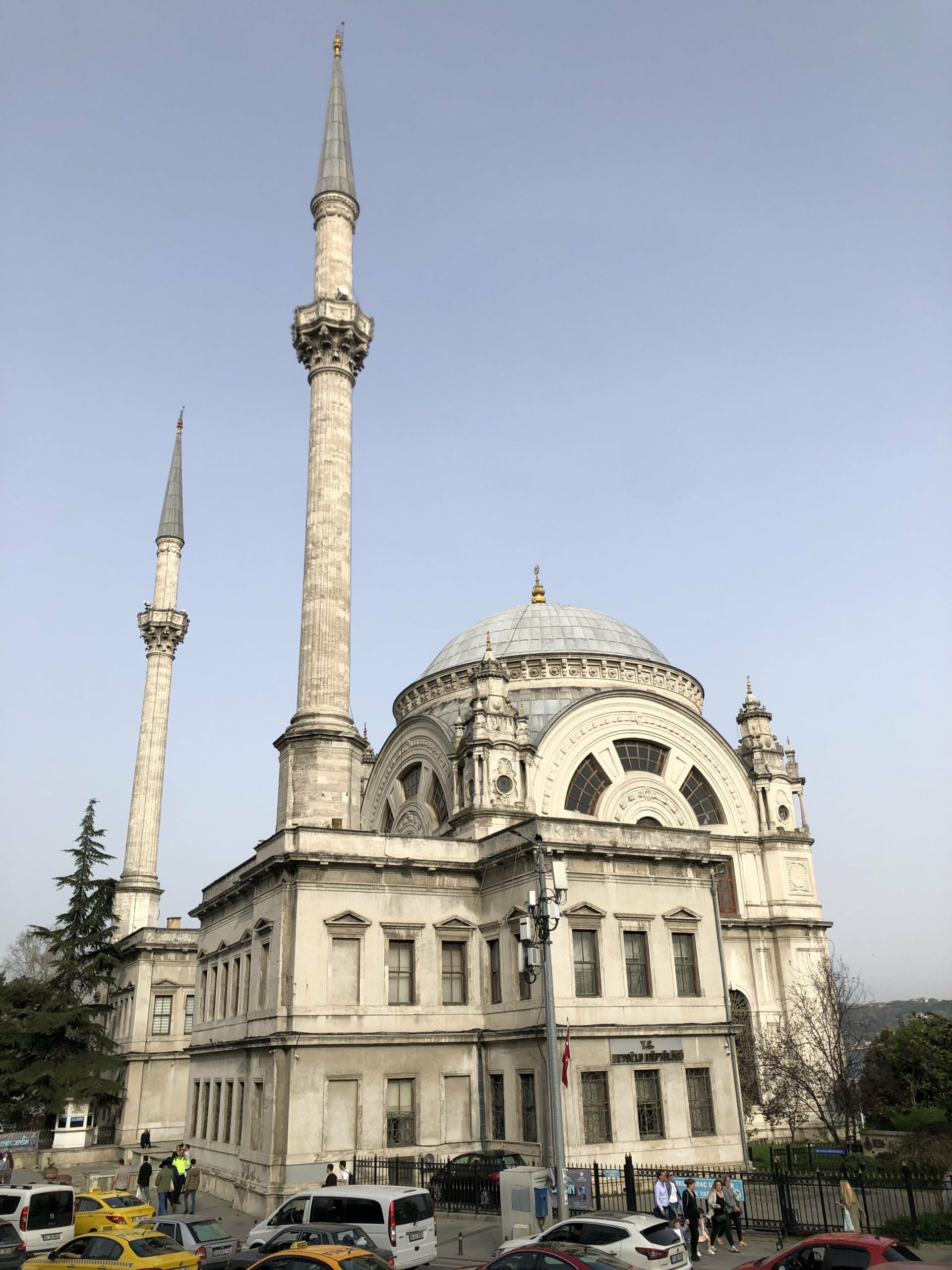 Dolmabahçe Camii