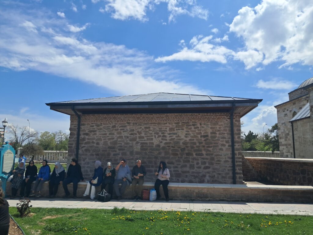 Eflaki Dede Türbesi