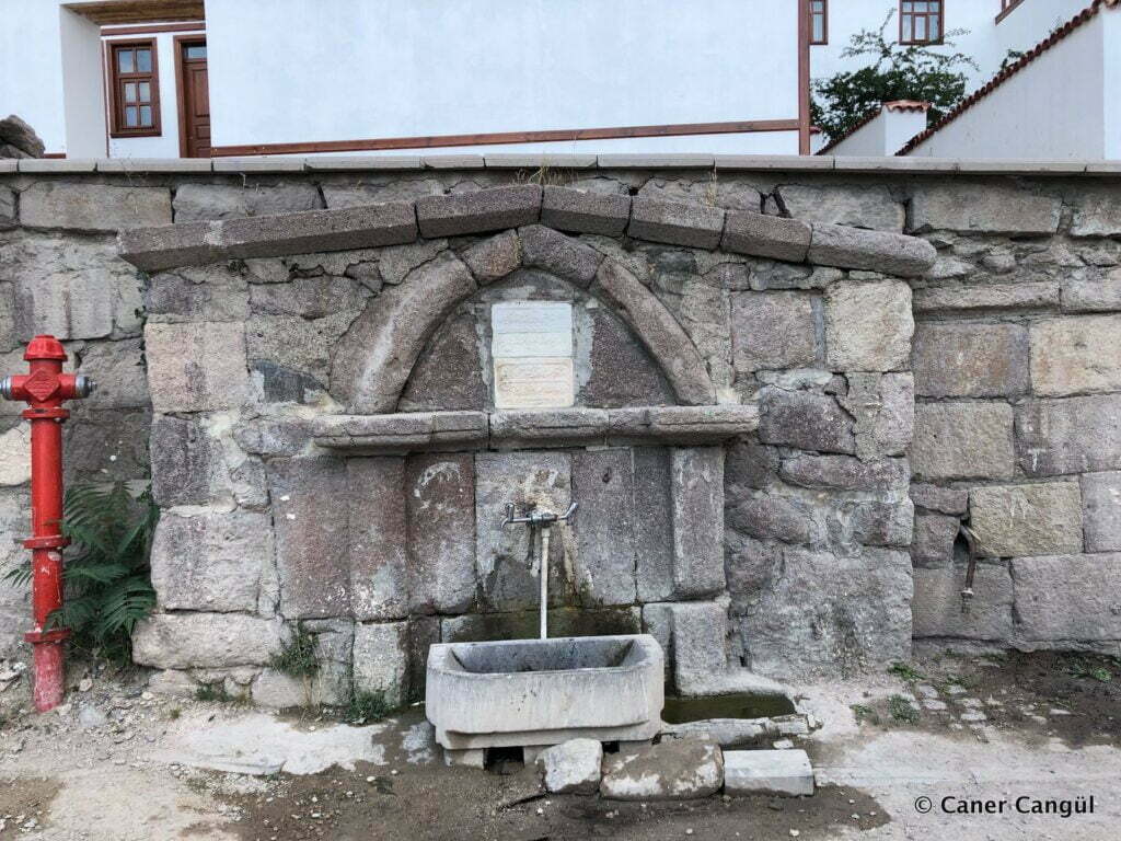 Emine Hanım Çeşmesi, Altındağ