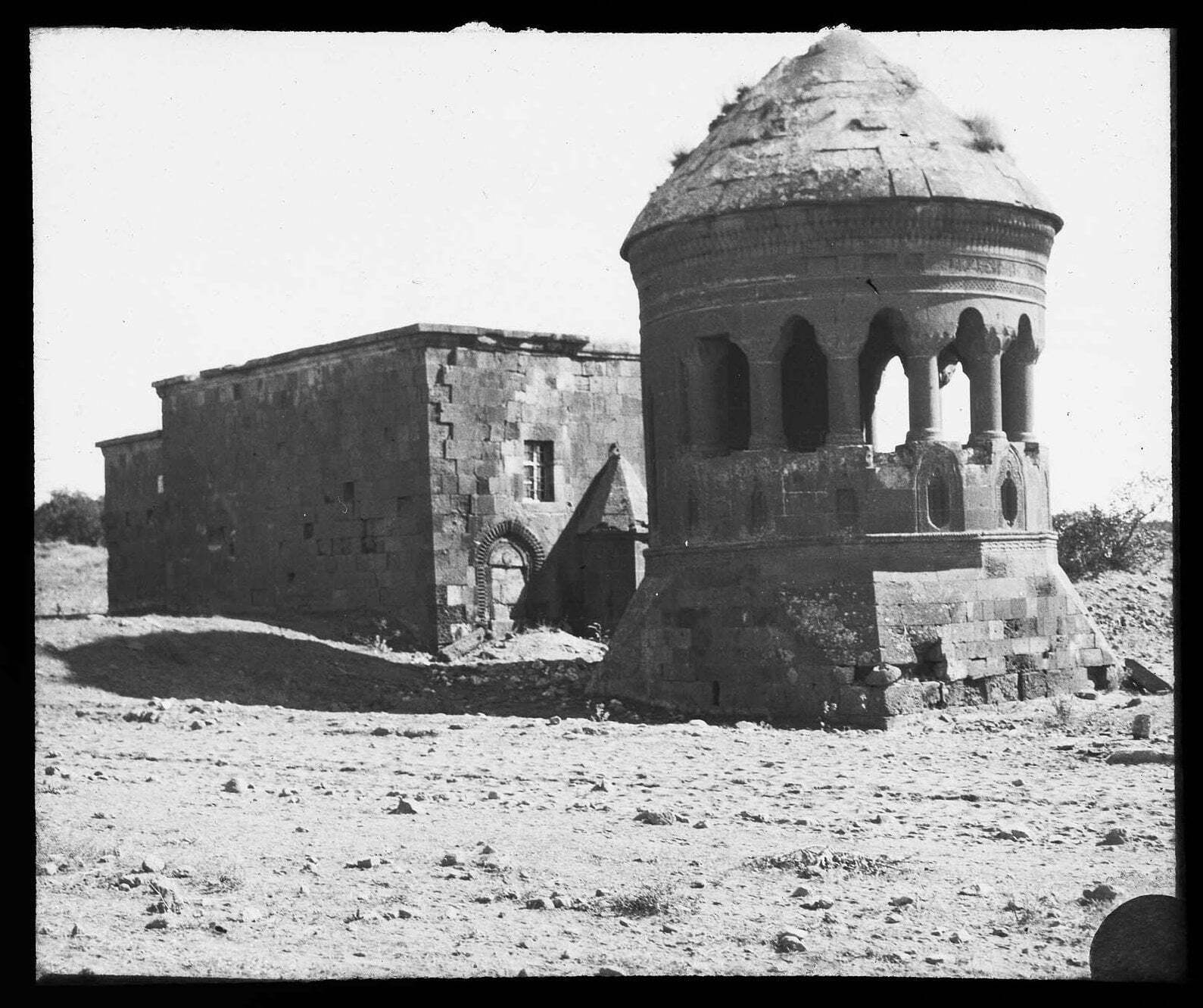 Emir Bayındır Mescidi ve Kümbeti (1908-1934)