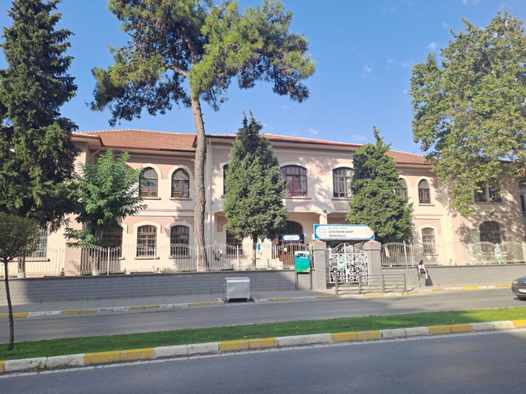 Eski Gazi İlkokulu, Balıkesir