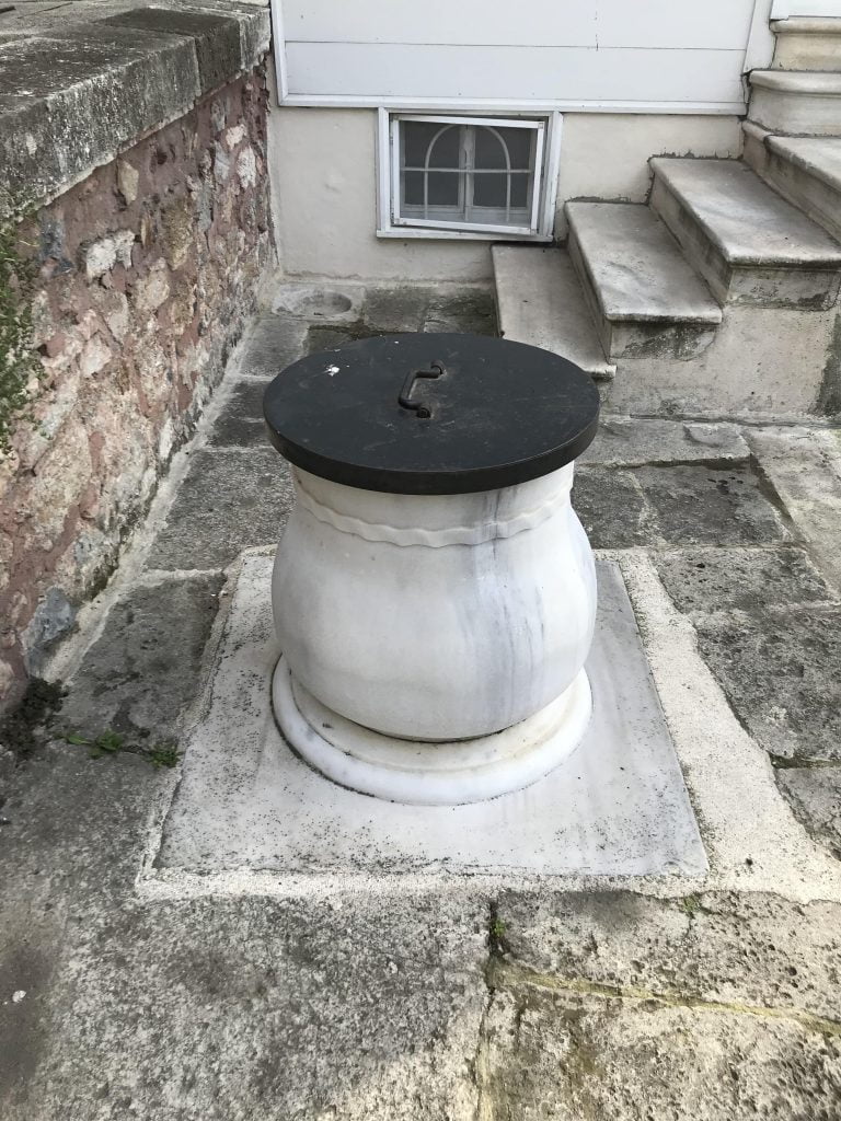 Galata Mevlevihanesi Kuyuları