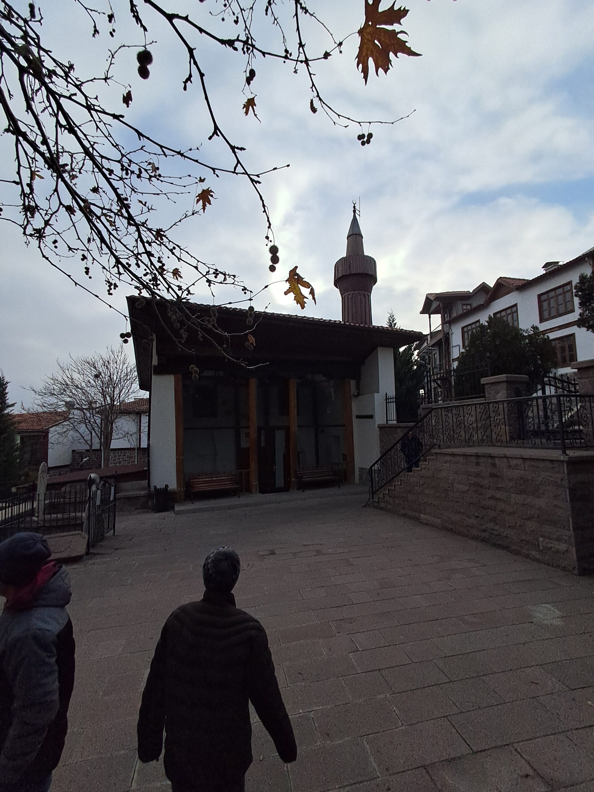 Hacı Ayvaz Camii