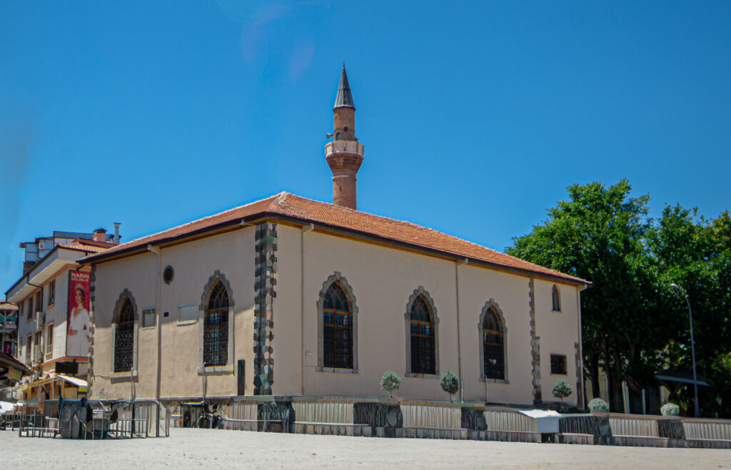 Hacı Hasan Camii