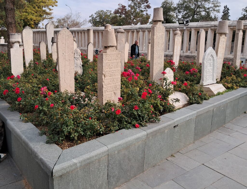 Hamuşan Mezarlığı, Konya