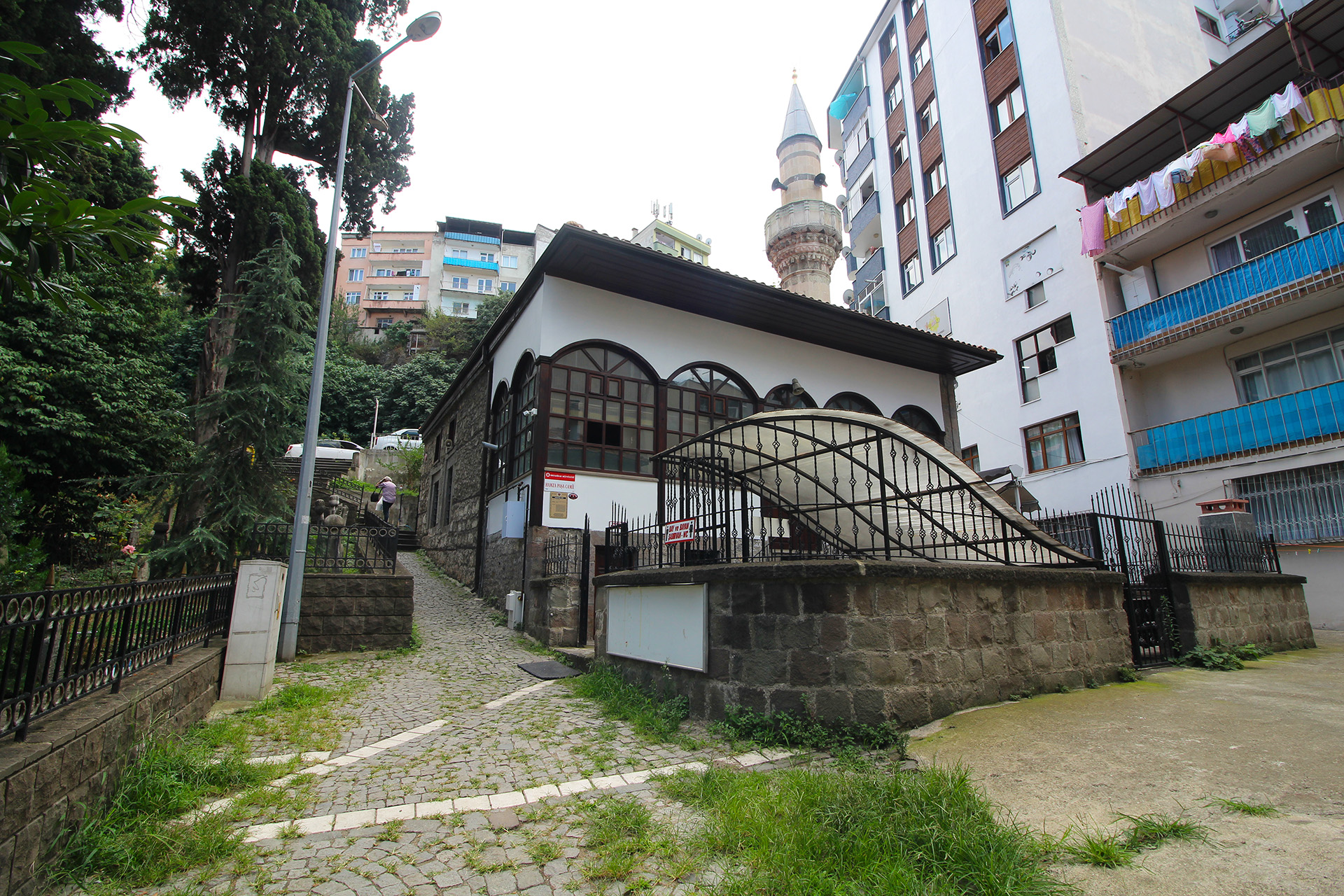 Hamzapaşa Camii, Ortahisar