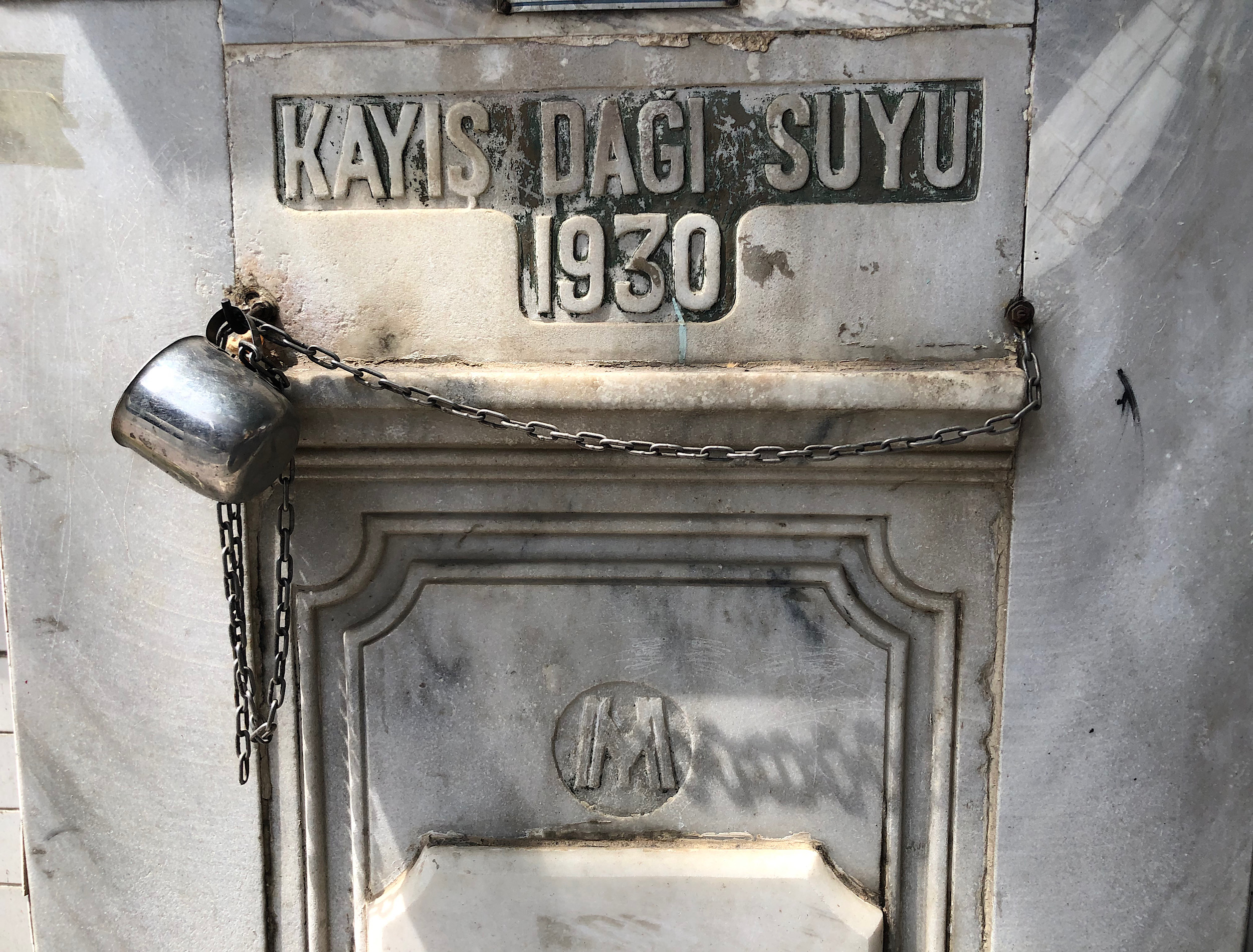 Hasanpaşa Camii Kayışdağı Suyu Çeşmesi